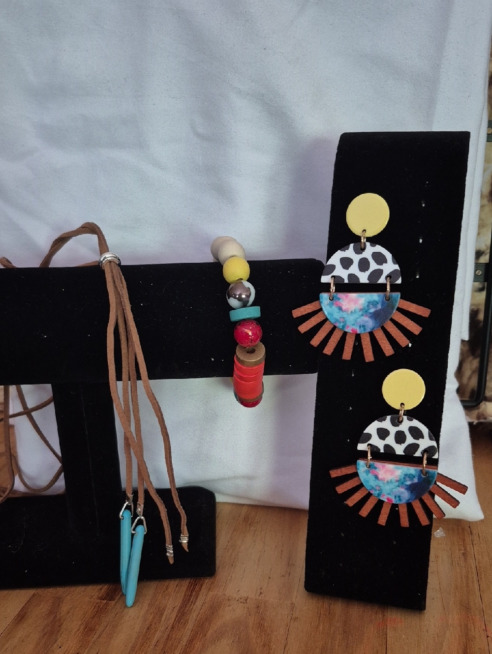 Handcrafted Colorblock Fringe Statement Earrings - Bracelet And Necklace Set